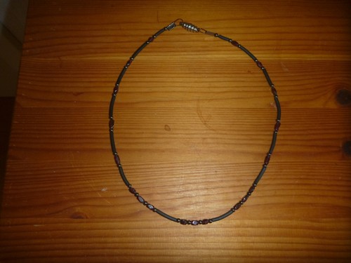 Granat/Hämatit/Kautschuk-Kett